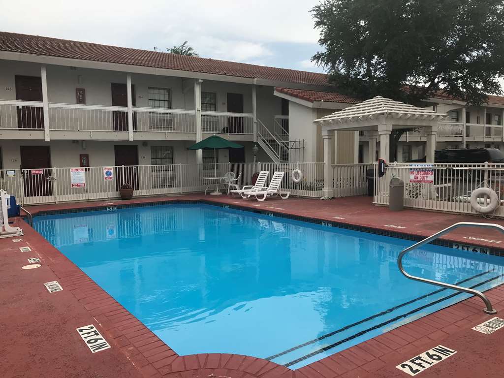 Red Roof Inn Plano Facilidades foto